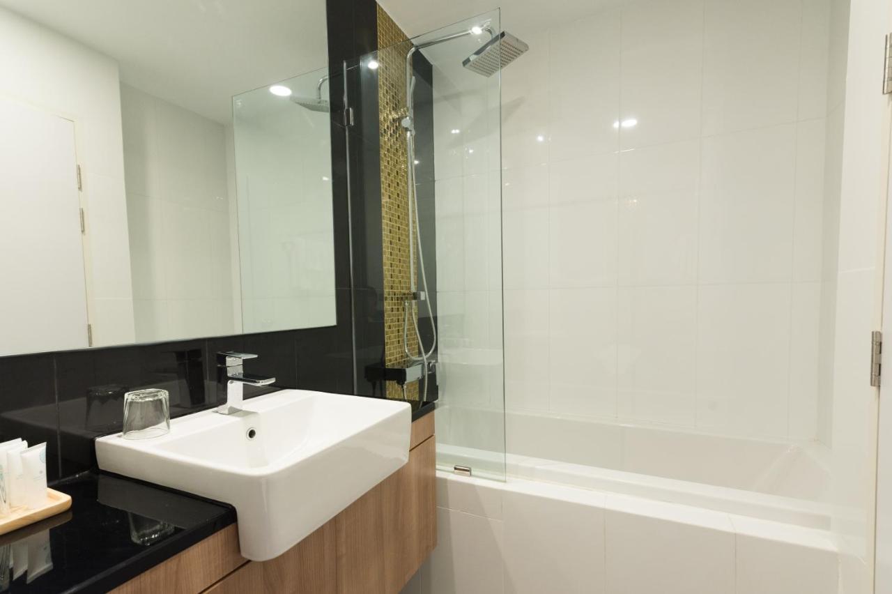 Akira Hotel Sriracha Chonburi Exterior photo