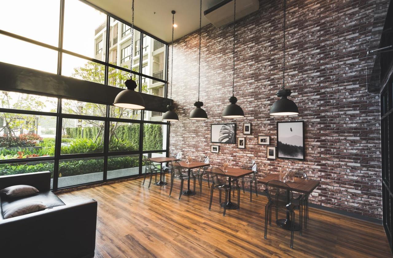 Akira Hotel Sriracha Chonburi Exterior photo